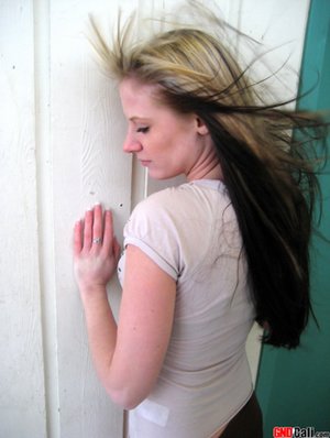 GND Cali pleased to share with you a free photo gallery with Cali has a beautiful body