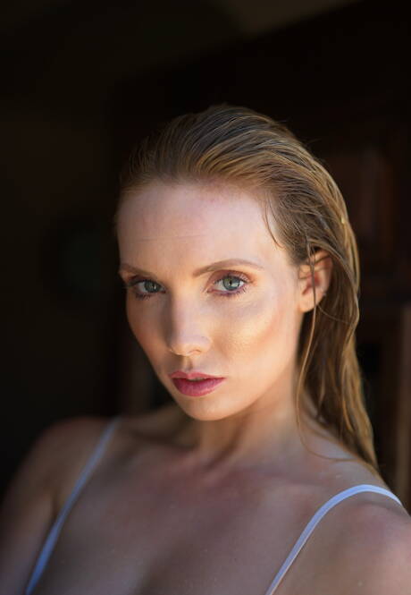 Girl Folio are excited to present you with a xxx photo gallery showcasing Charlotte showing hot body