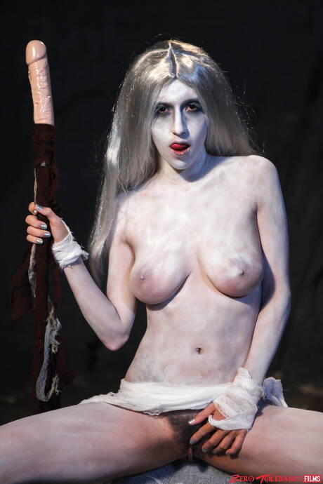 Zero Tolerance Films are pleased to offer you xxx photos featuring April Oneil in boy fuck girl scene