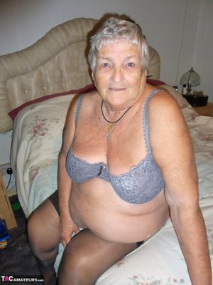 TAC Amateurs are excited to present you with a photo gallery showcasing Grandma Libby in masturbating with dildo