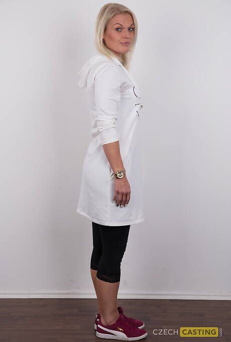 Czech Casting  invite you to explore free xxx photos featuring Simona showing superb body